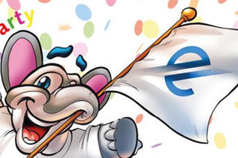 Cartoon-Elefant hält eine Flagge mit einem E-Zeichen und feiert mit Konfetti und dem Wort „Party“ in bunten Buchstaben.