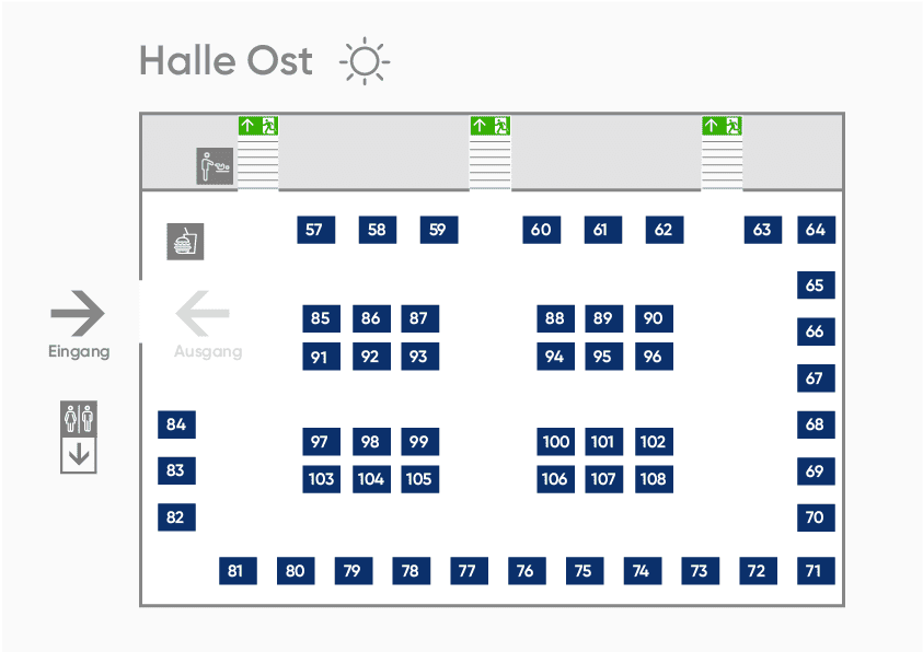 Schematische Darstellung eines Saalplans f&uuml;r die Halle Ost mit Sitznummern und Zugangszeichen.