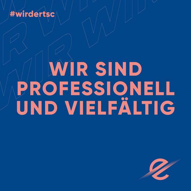 Blaues Hintergrunddesign mit dem Text „Wir sind professionell und vielfältig“ in großen, orangefarbenen Buchstaben.